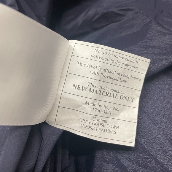 LULULEMON Women's 2 Down & Around Bomber Reversible Jacket Navy 800 Fill Down - Picture 11 of 15